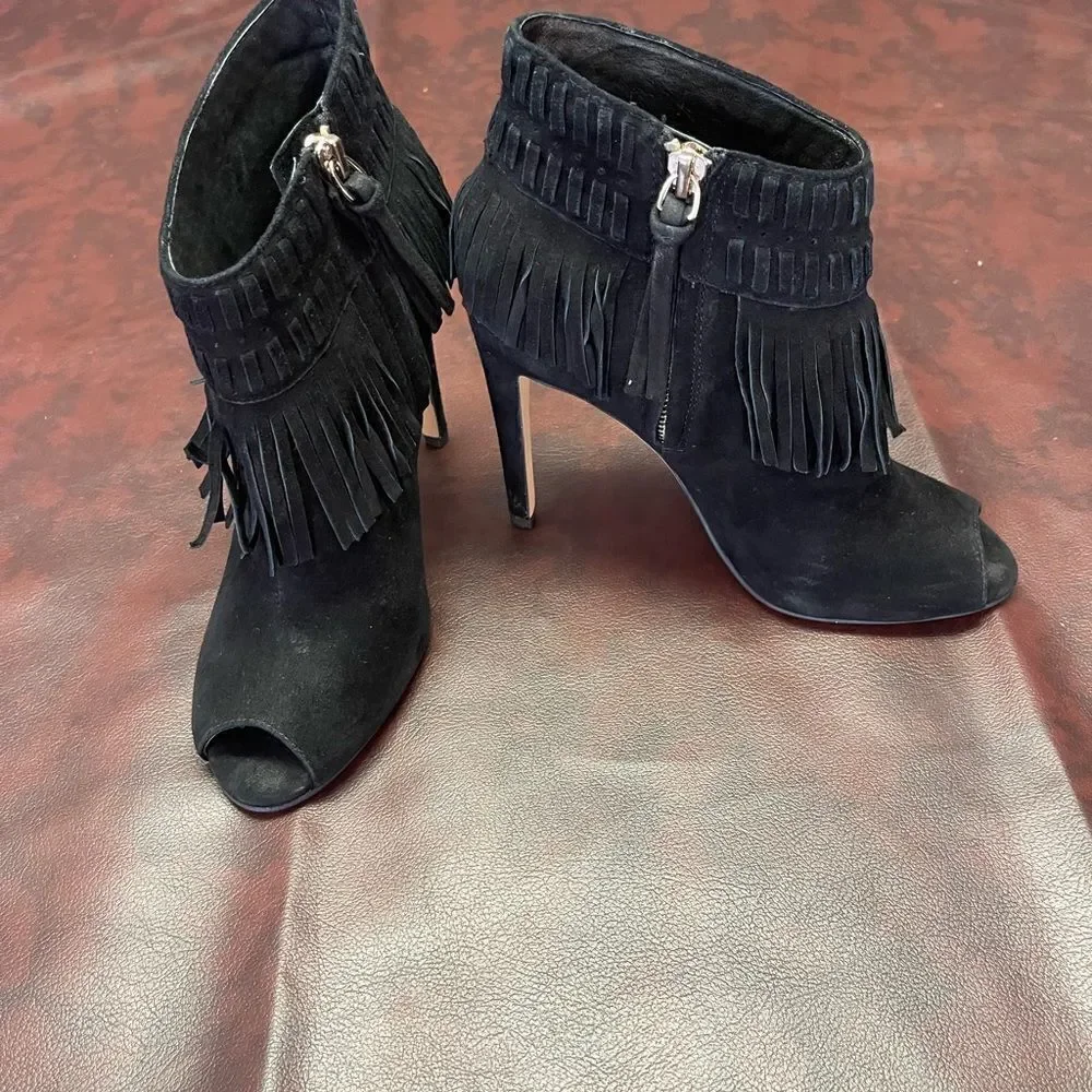 Rebecca Minkoff‎ black suede fringe heels, size 6 1/2